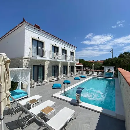 Bahar Butik * Çeşme